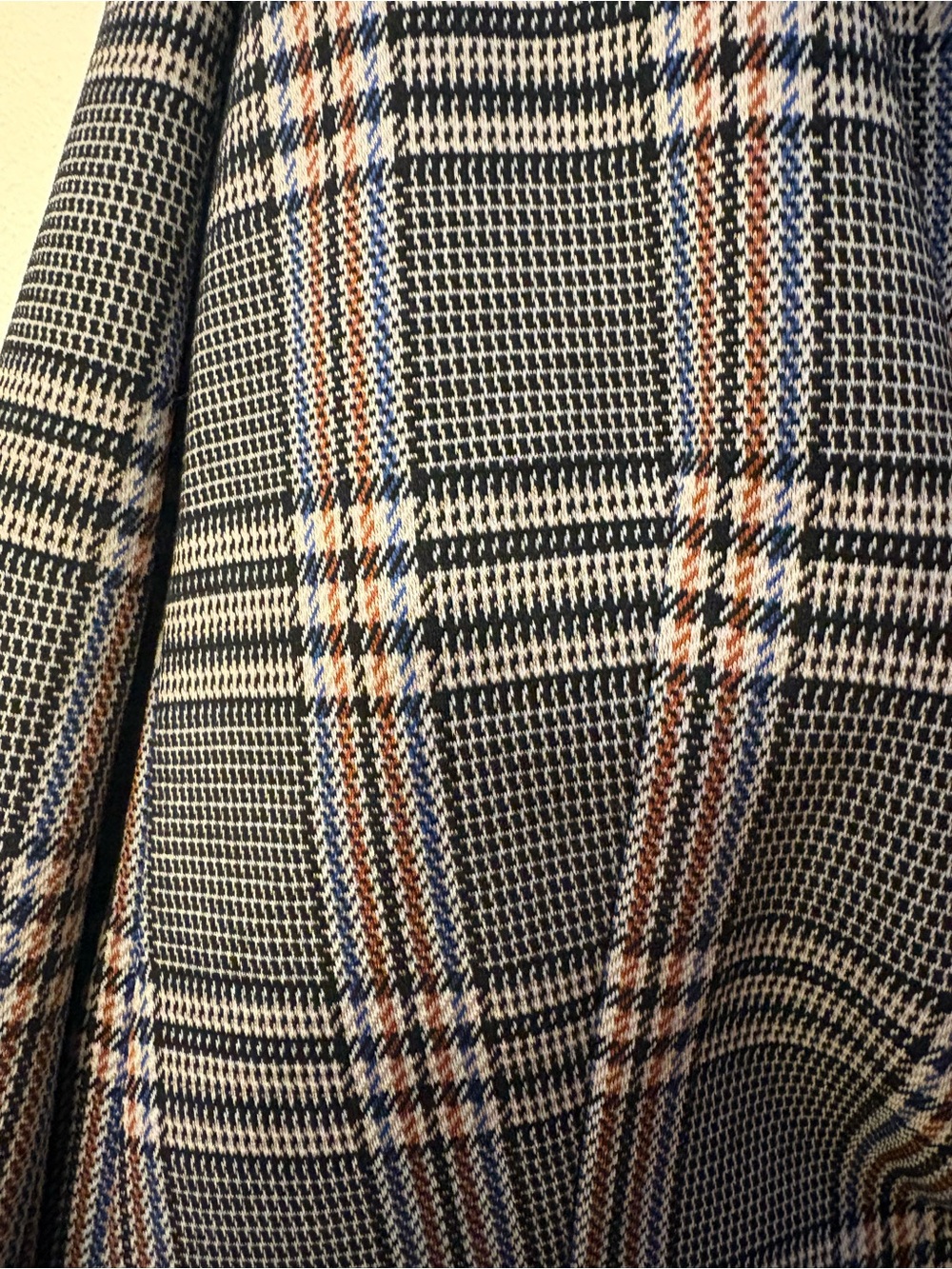 Hawt Plaid Nine West Blazer 😍😍😍 - Picture 4 of 4